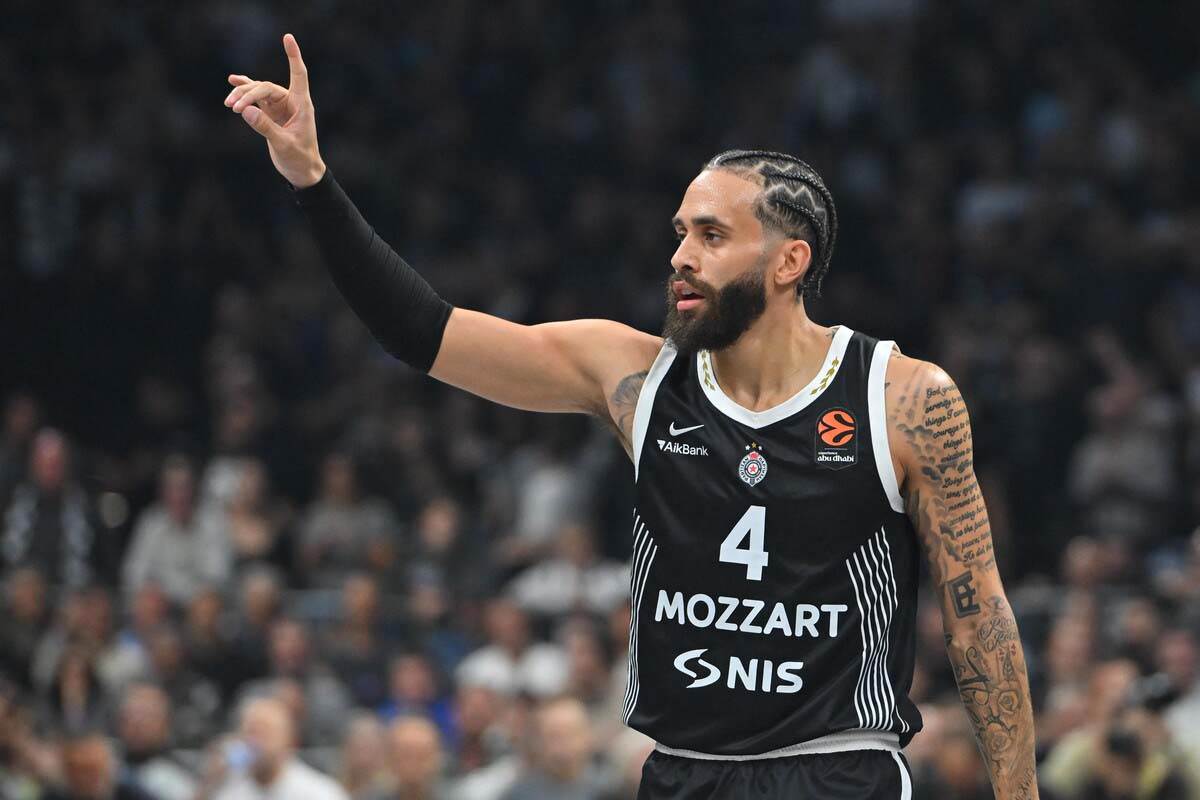 Partizan - Pariz 3.jpg