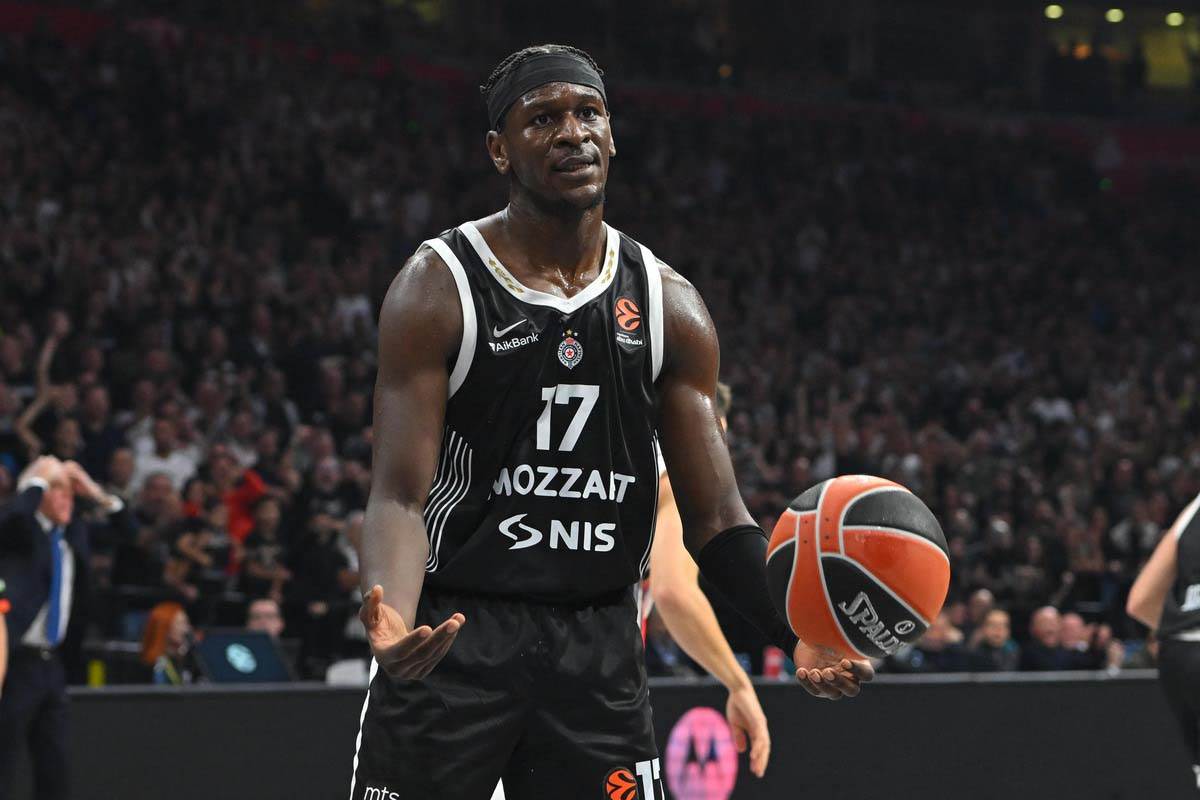 Partizan - Pariz 12.jpg