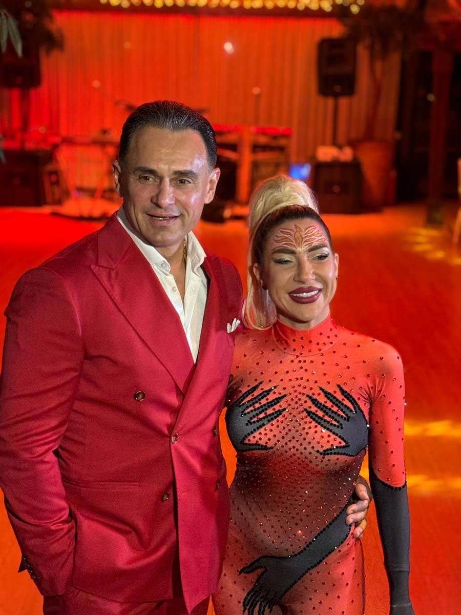 Jovana Jeremić sa bivšim dečkom na njenom rođendanu 3.jpg