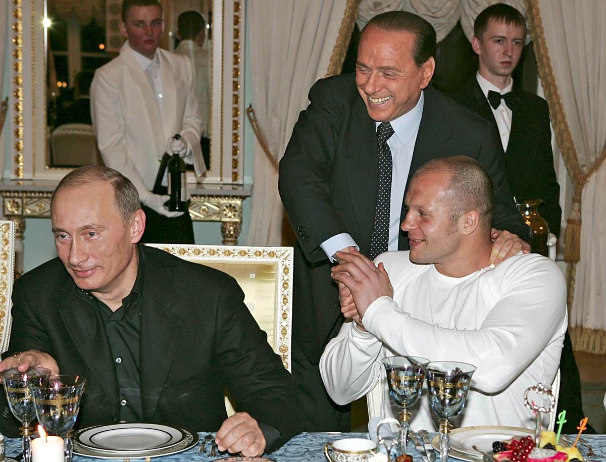 Fedor Emelianenko na večeri sa Vladimirom Putinom i Silvijom Beluskonijem