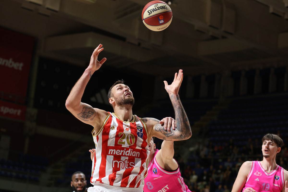 Crvena Zvezda - Mega (5).jpg