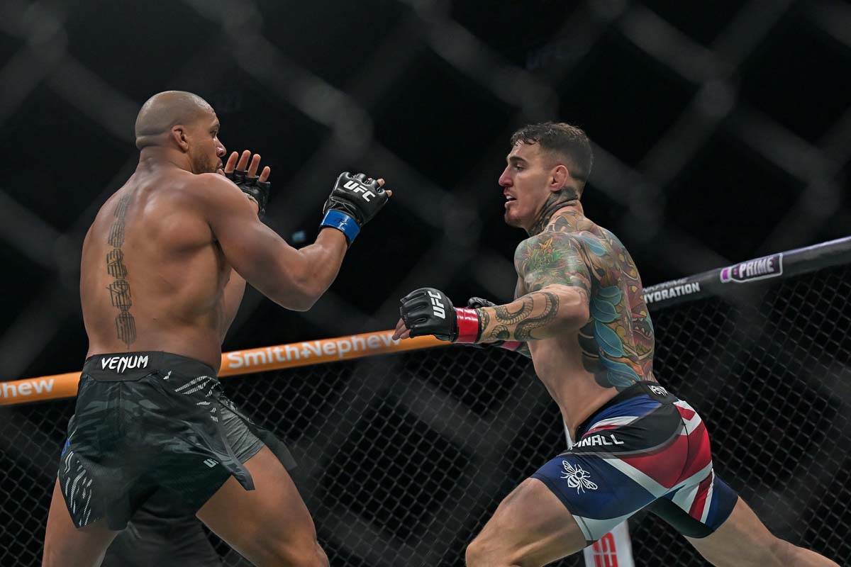 UFC borba: Tom Aspinal i Sirin Gane 3.jpg