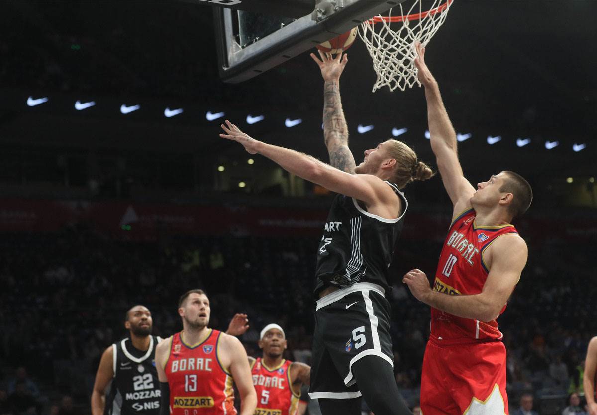 Partizan Borac (4).jpg