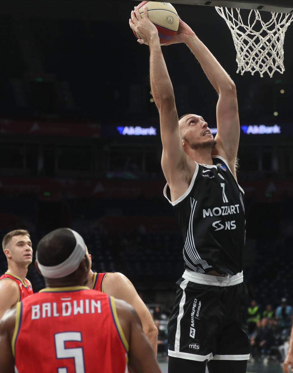 Partizan Borac (11).jpg