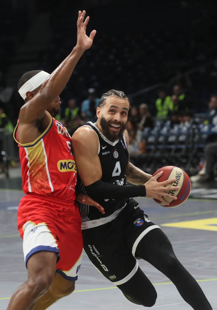 Partizan Borac (14).jpg