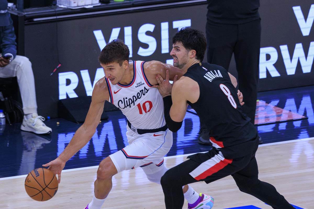 Bogdan Bogdanović i Deni Avdija 5.jpg