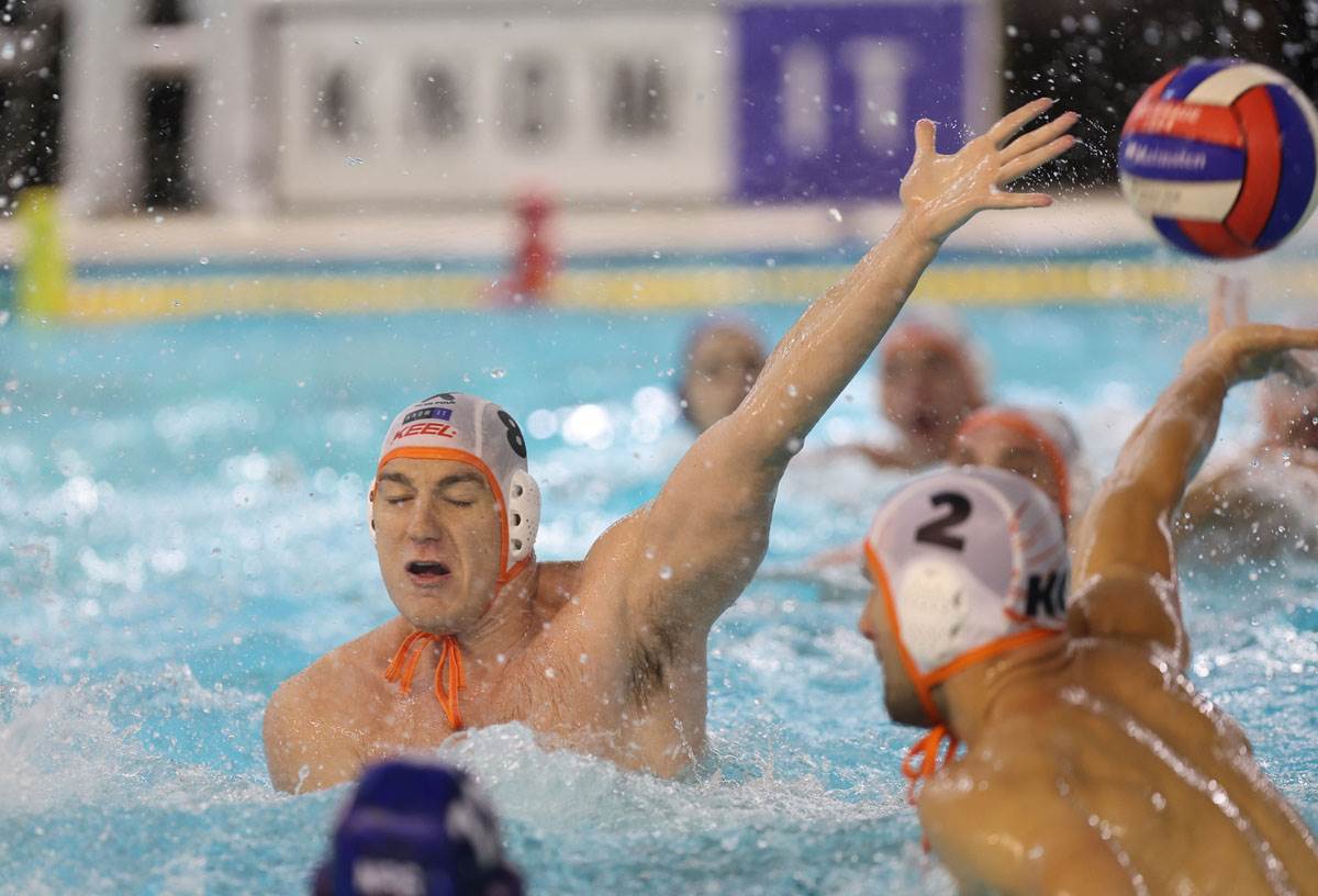 Nikola Jakšić igra odbranu u Radničkom iz Kragujevca