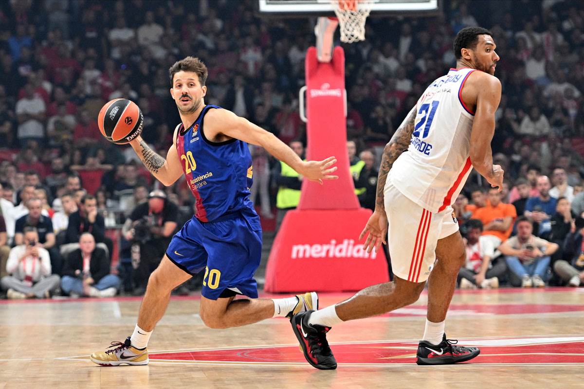 Nikolas Laprovitola  (7).jpg