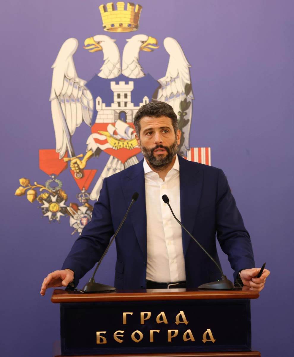 Aleksandar Šapić 4.jpg