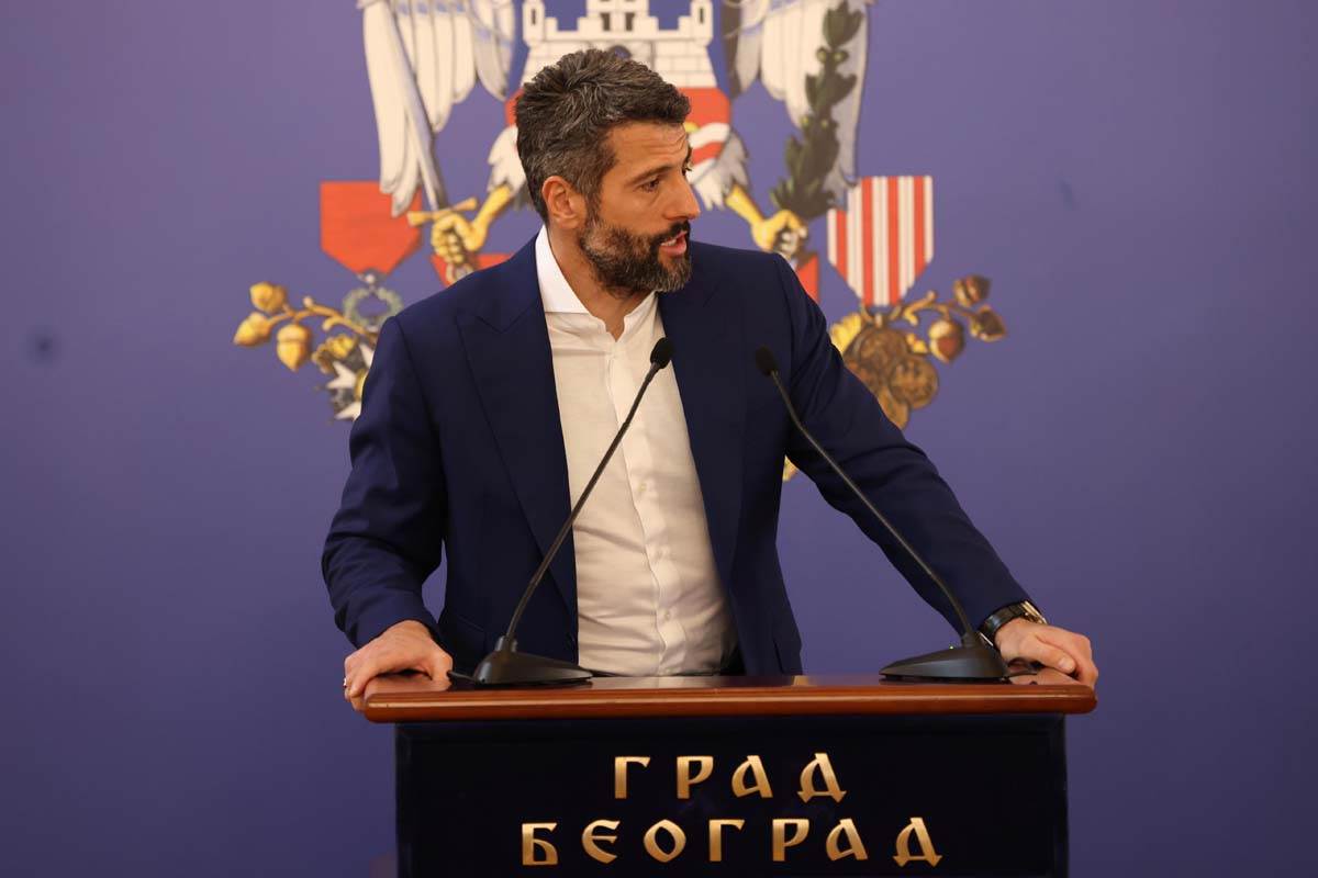 Aleksandar Šapić 8.jpg