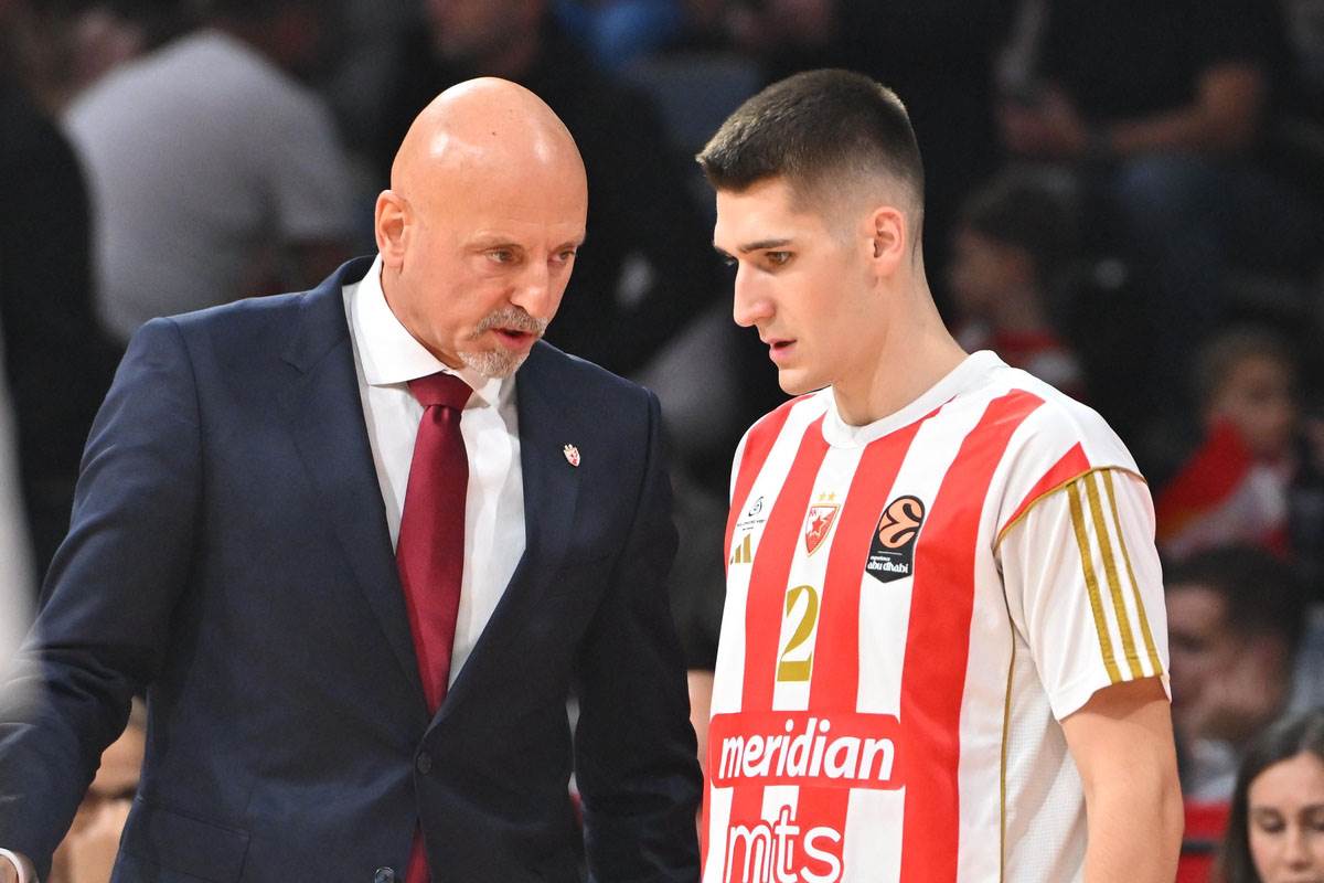 Crvena zvezda - Asvel (1).jpg