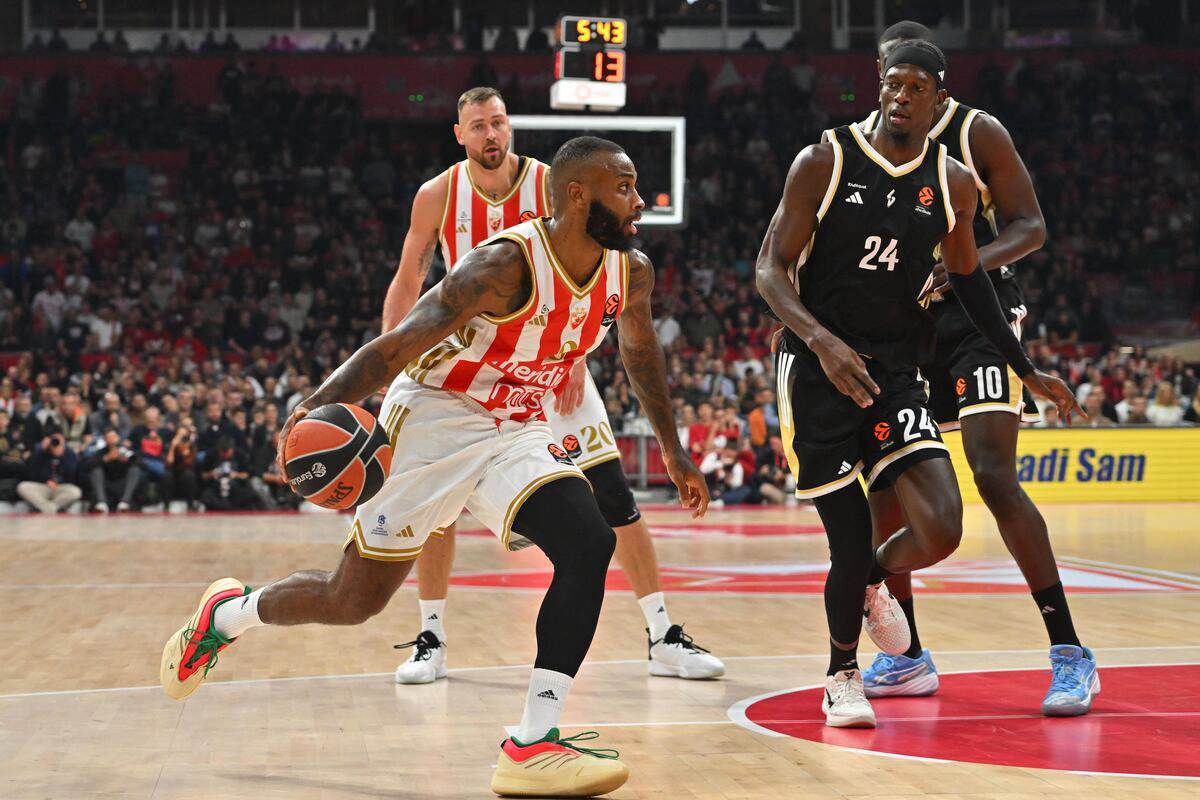 Crvena zvezda - Asvel (12).jpg