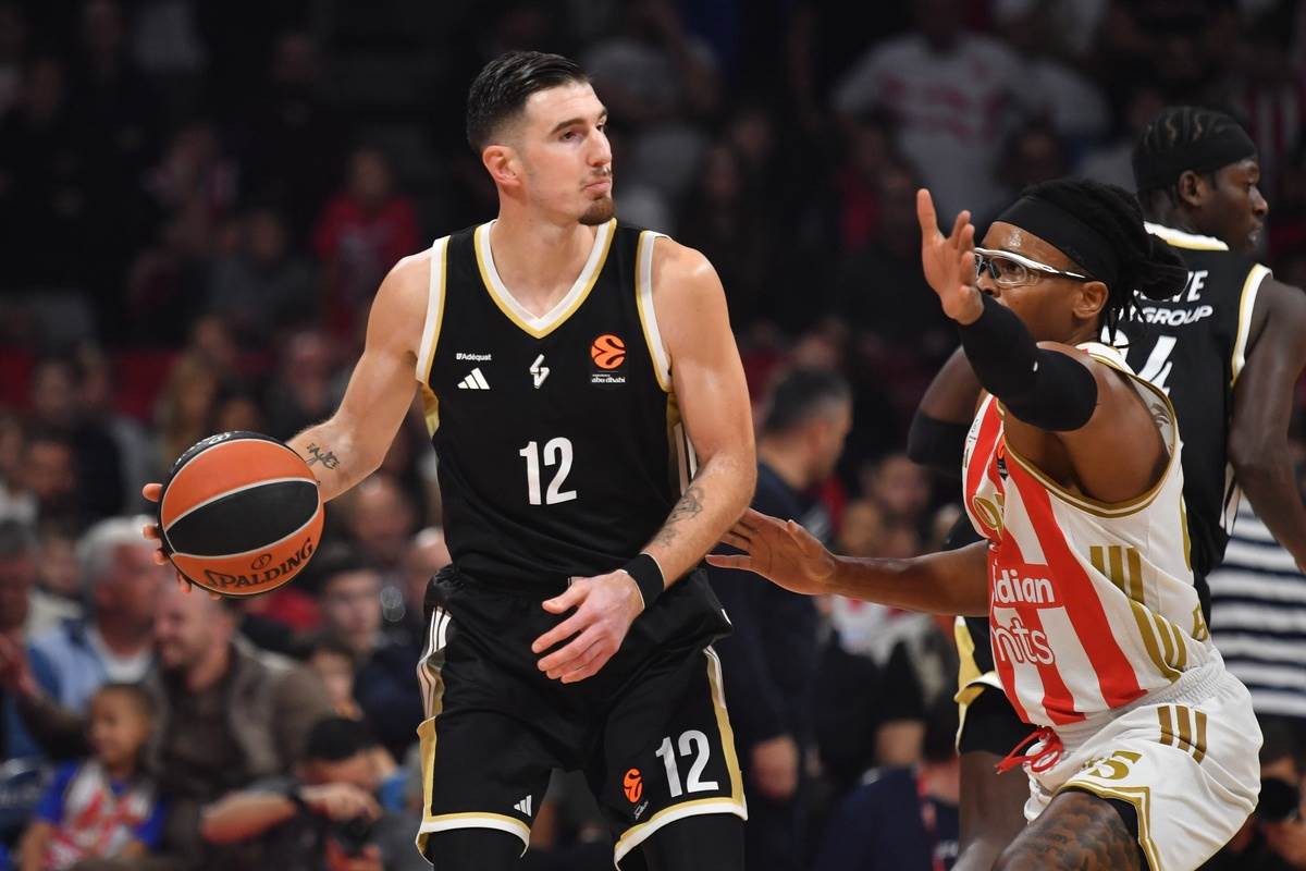 Nando de Kolo i Čima Moneke na meču Zvezde i Asvela