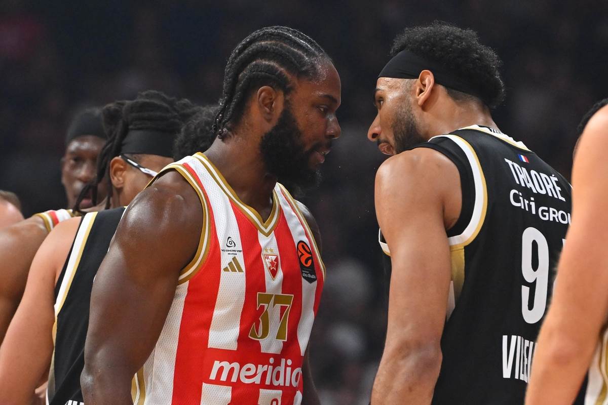 Semi Odželej i Traore na meču Zvezde i Asvela