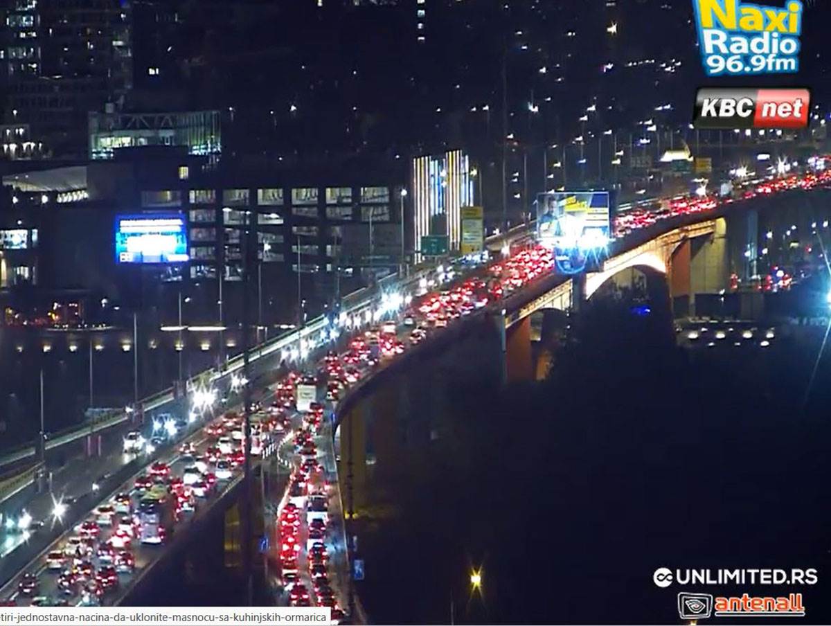 Gužve u Beogradu (3).jpg