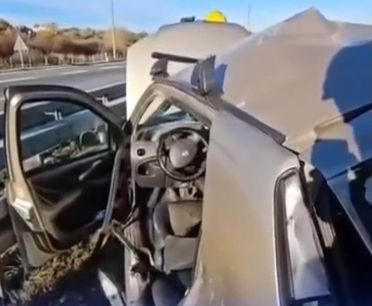 Nesreća na isključenju za Obrenovac (9).jpg