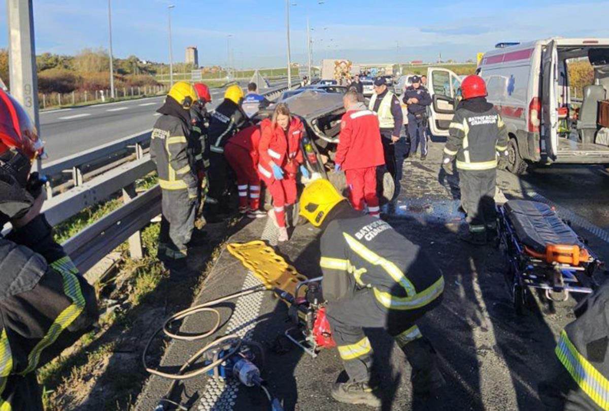Nesreća na isključenju za Obrenovac (10).jpg