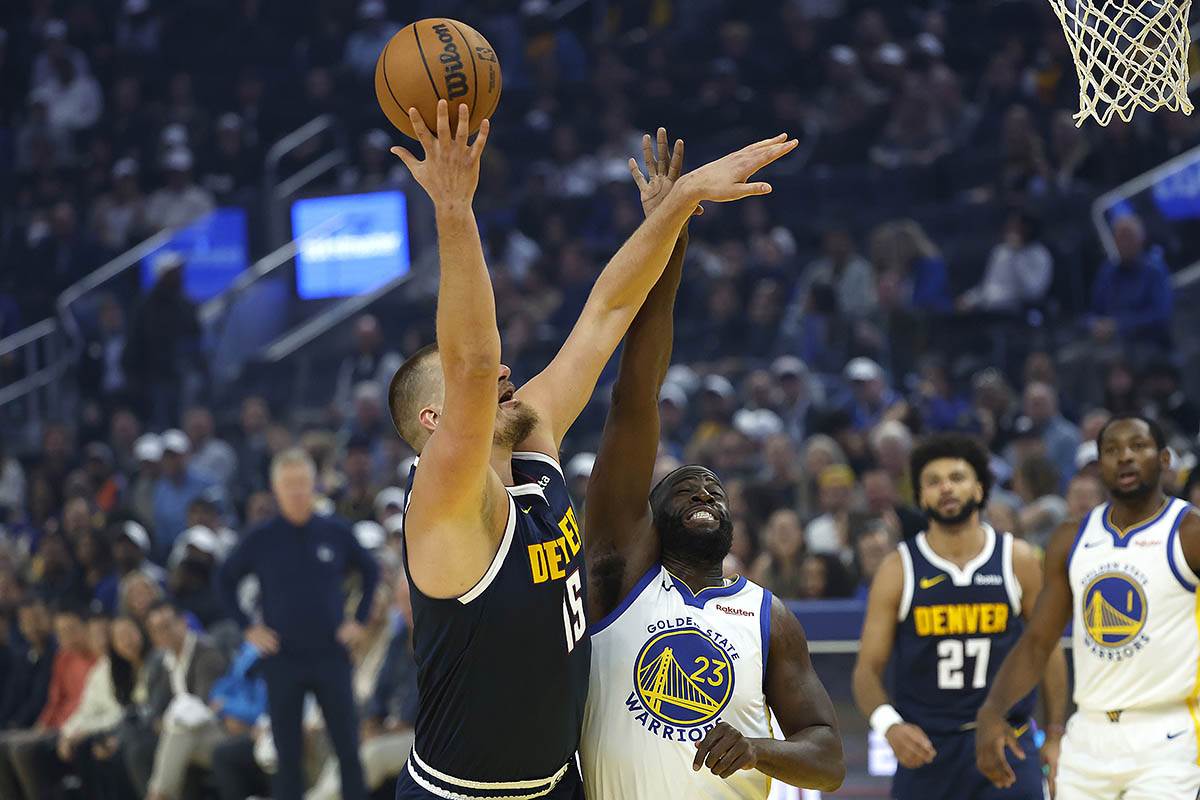 Nikola Jokić (8).jpg