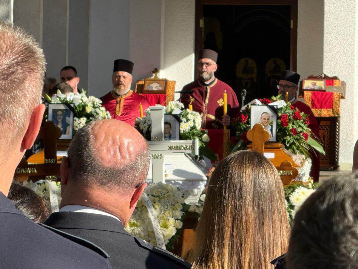 sahrana prodice Živković (2).jpg