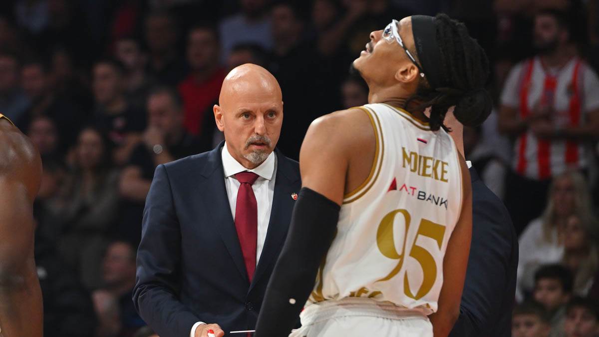 Saša Obradović i Čima Moneke na meču Zvezde i Asvela