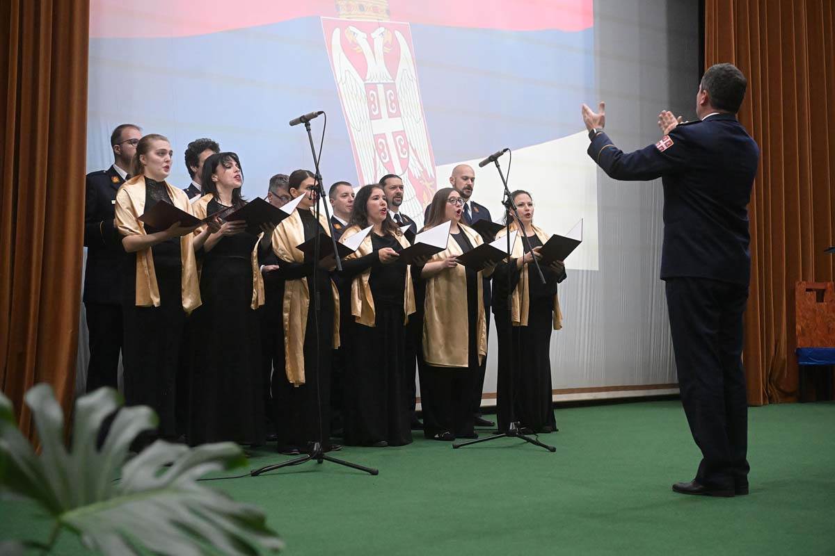 Promocija novih podoficira Vojske Srbije 8.jpg