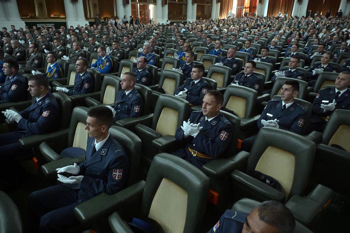 Promocija novih podoficira Vojske Srbije 10.jpg