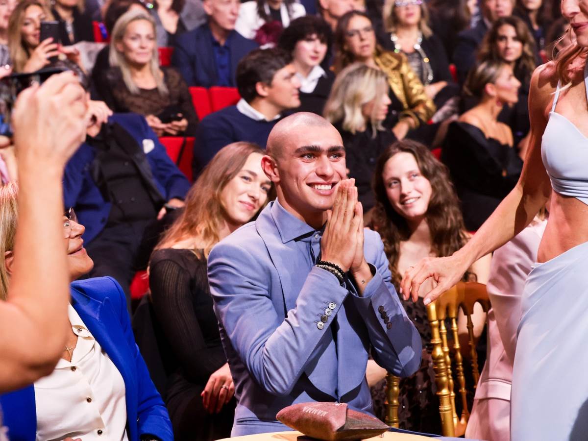 Ahile Kostakurta sin Alesandra Kostakurte