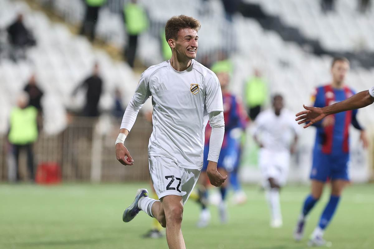 Partizan Čukarički 8.JPG