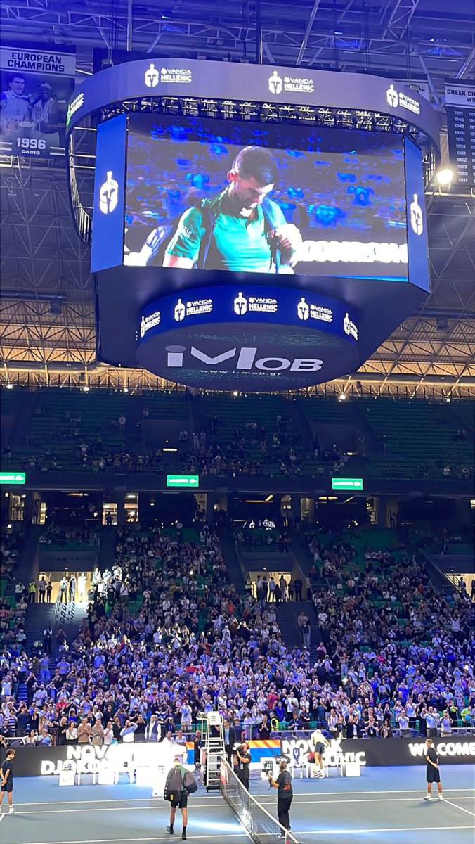 Novak Ðoković izlazak na teren u Atini