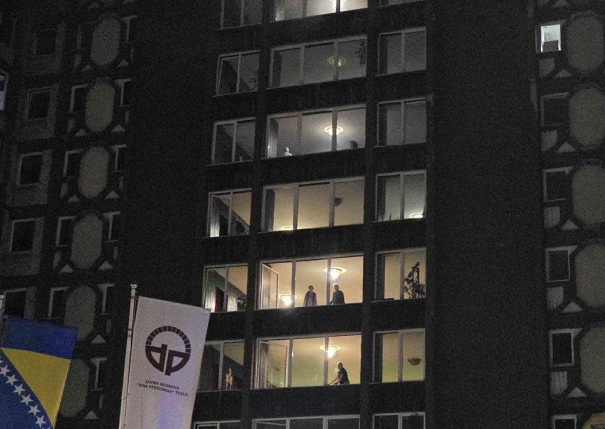 Požar u Domu penzionera u Tuzli (2).jpg