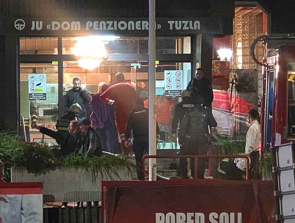 Požar u Domu penzionera u Tuzli (17).jpg