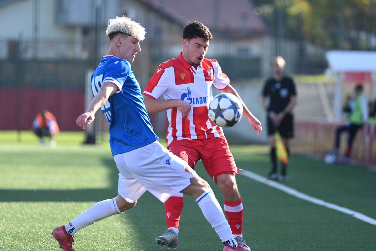 Crvena zvezda Banjik Ostrava (2).jpg