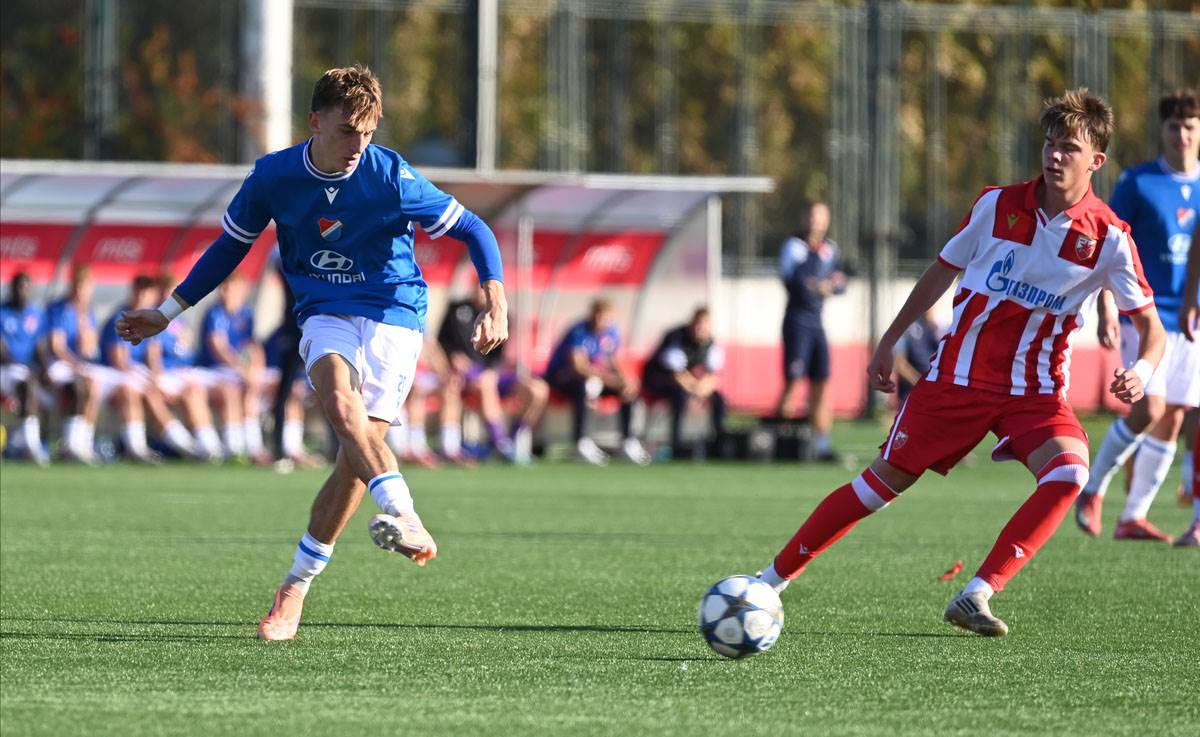 Crvena zvezda Banjik Ostrava (12).jpg