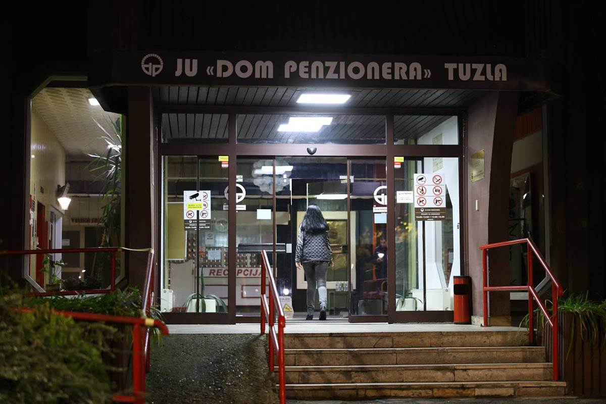 Požar u domu za stare u Tuzli