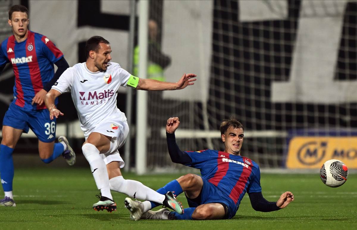 Javor - Partizan 5.jpg