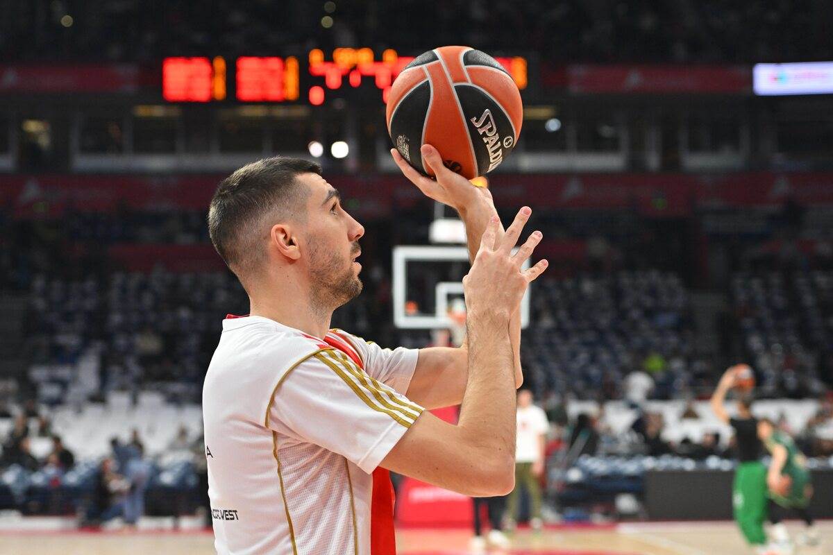 Crvena zvezda - Panatinaikos 25.JPG