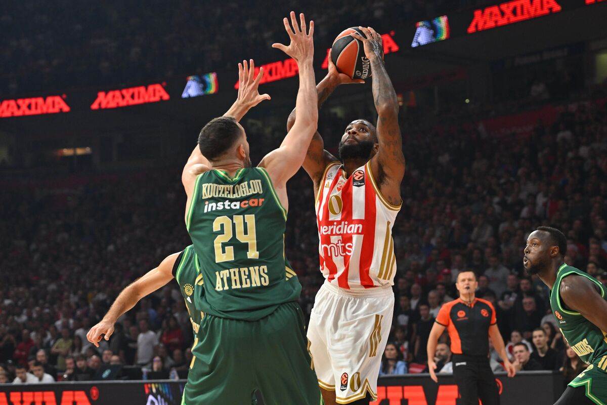 Crvena zvezda - Panatinaikos  8.JPG