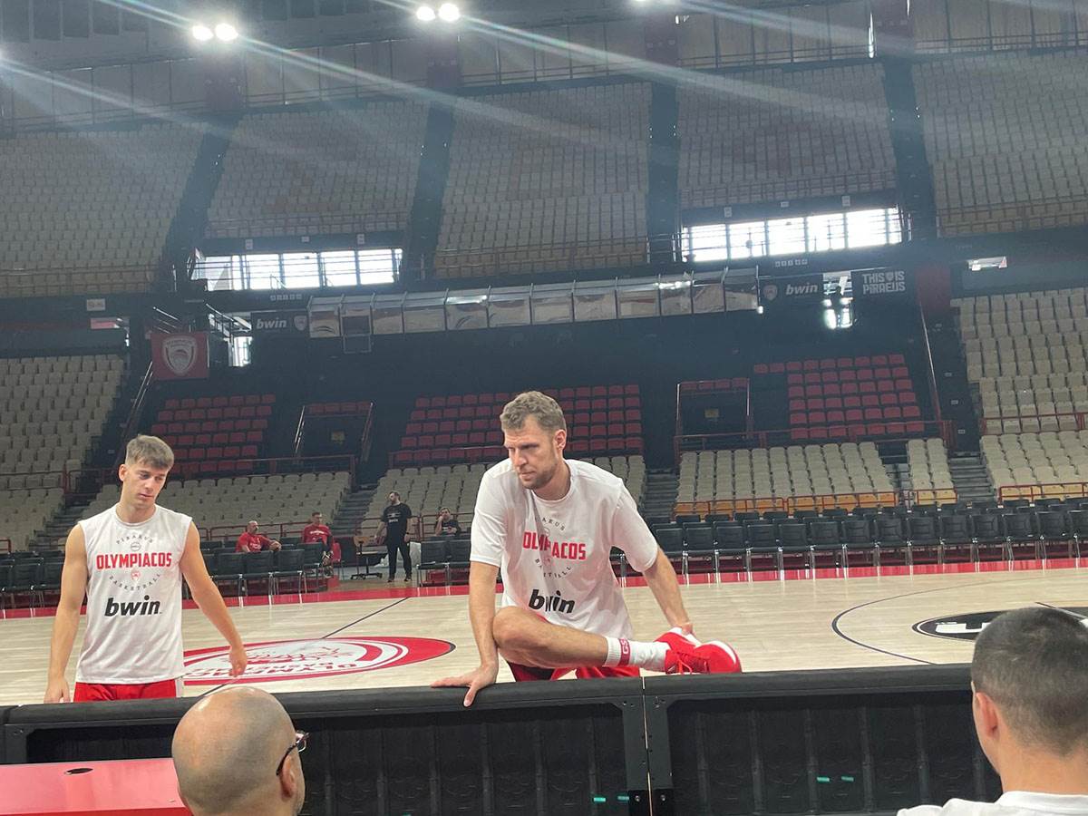 Trening Olimpijakosa (8).jpg