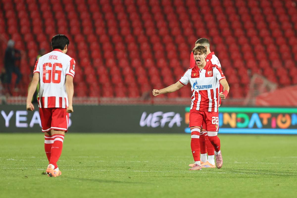 Crvena Zvezda - Lil (5).JPG