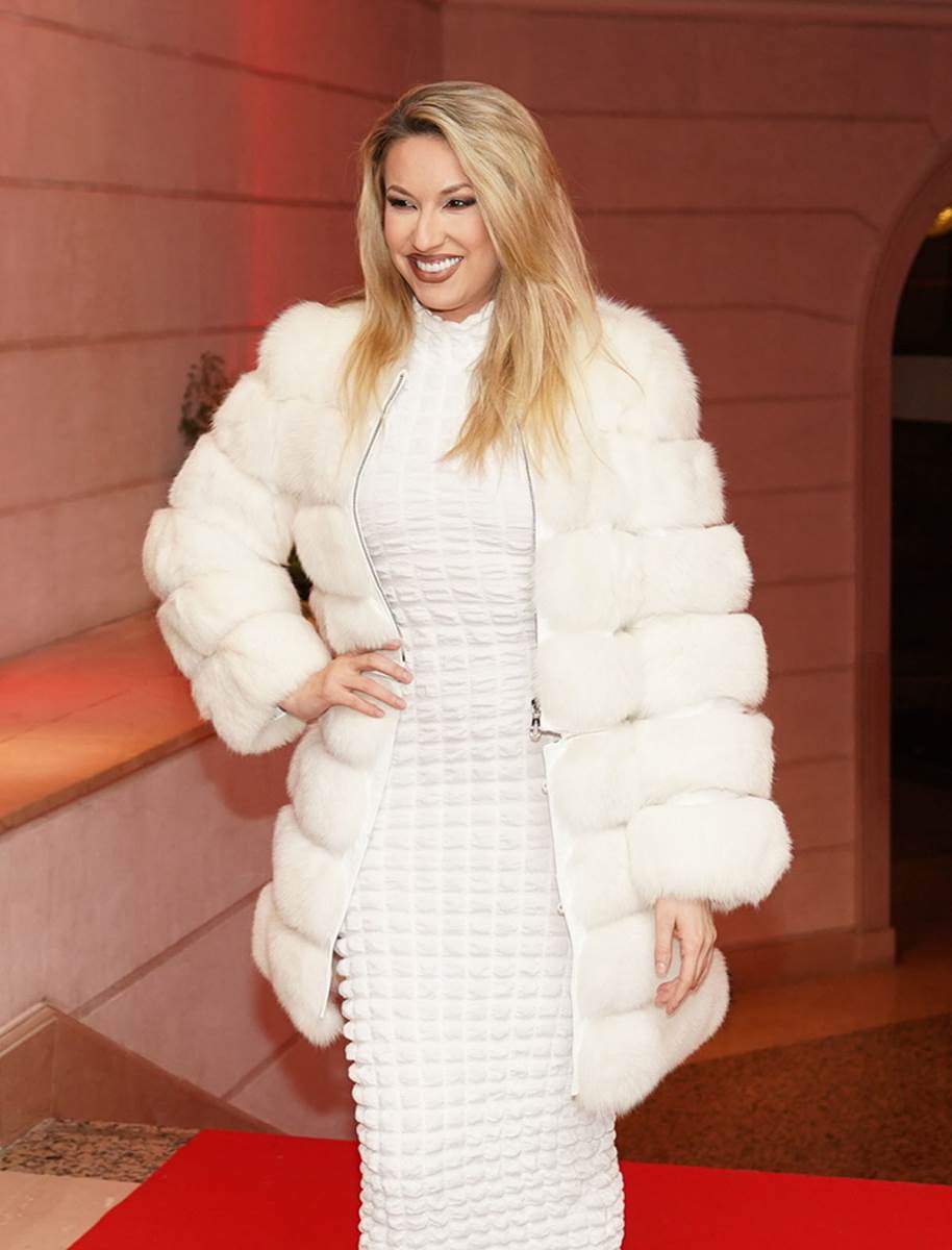 Rada Manojlović (1).jpg