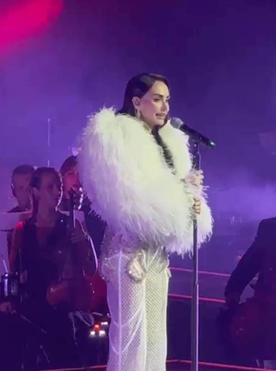 Emina Jahović 6.jpg