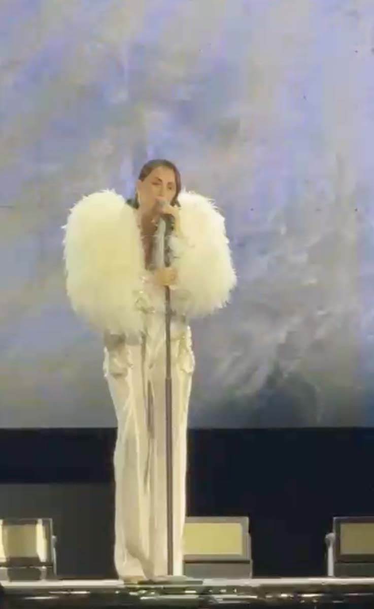 Emina Jahović 8.jpg