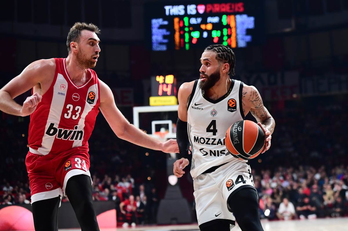 Olympiacos - Partizan  (4).jpg