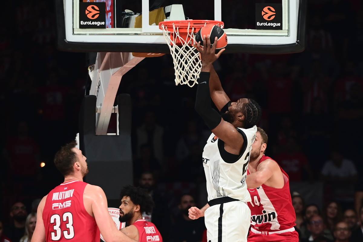 Olympiacos - Partizan  (6).jpg