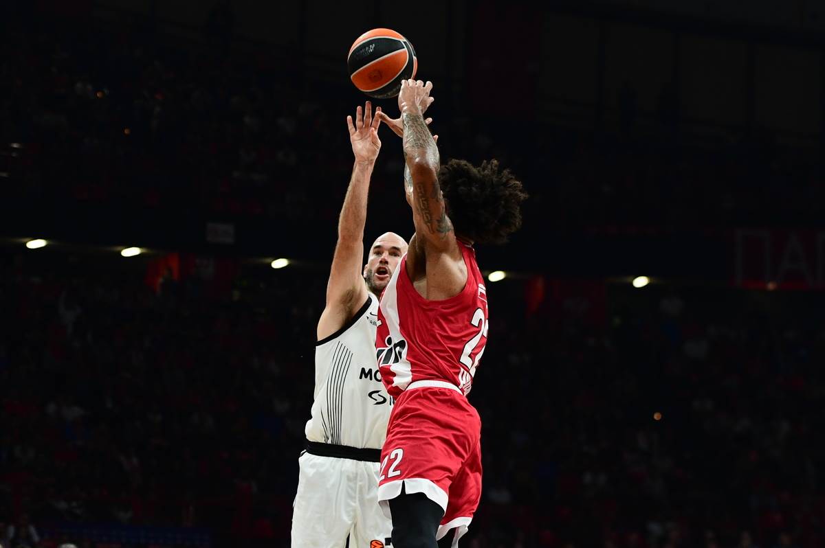 Olympiacos - Partizan.jpg