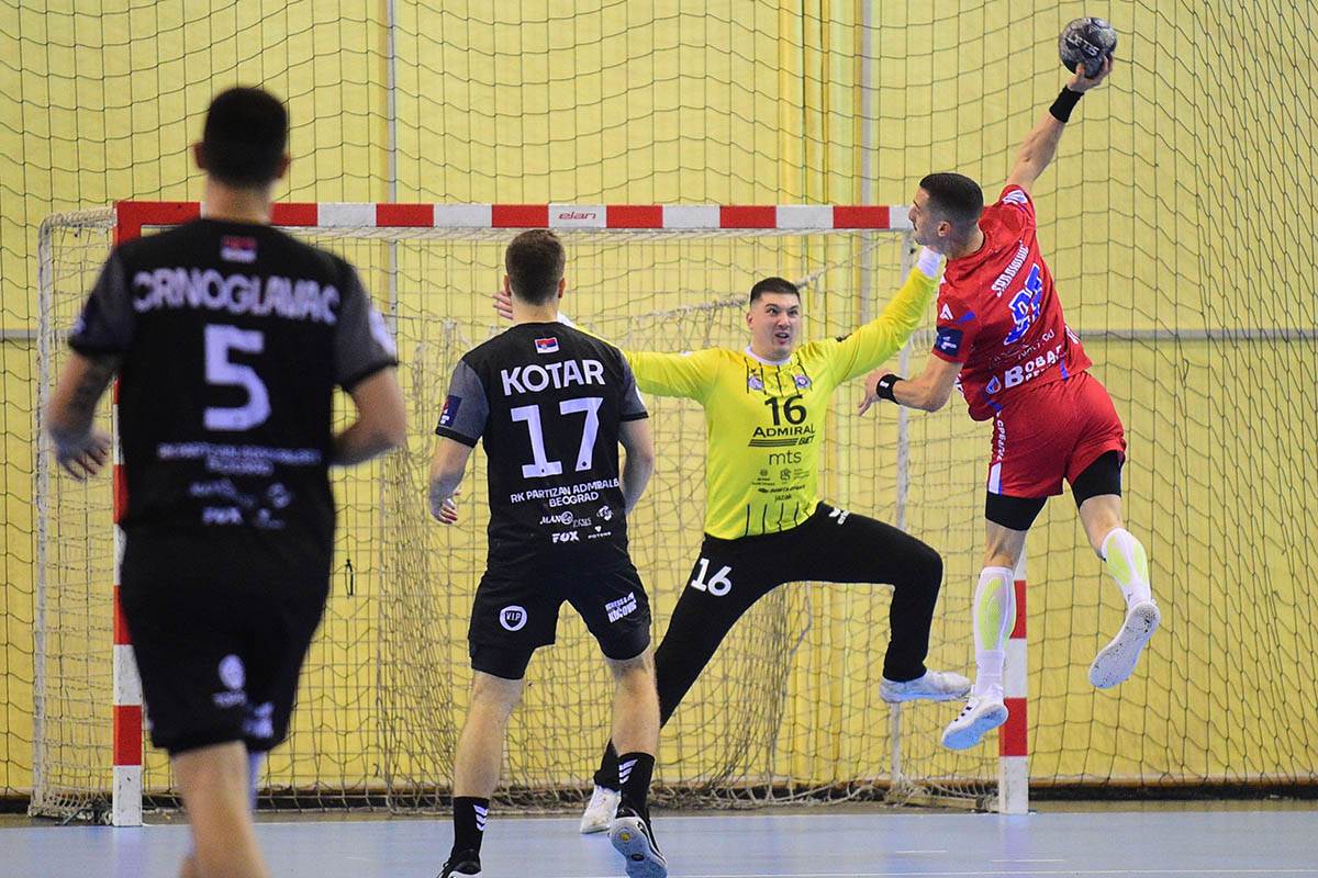 Partizan - Vojvodina rukomet 1.jpg
