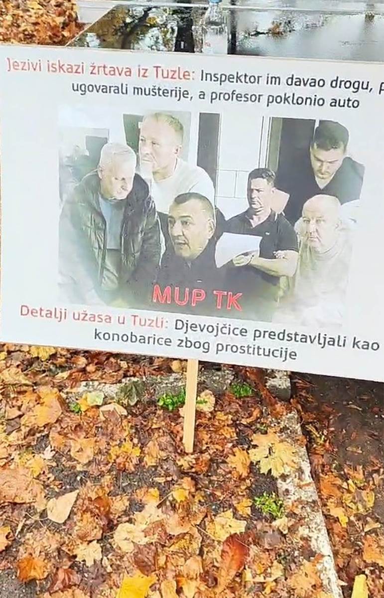 protest u Tuzli1.jpg