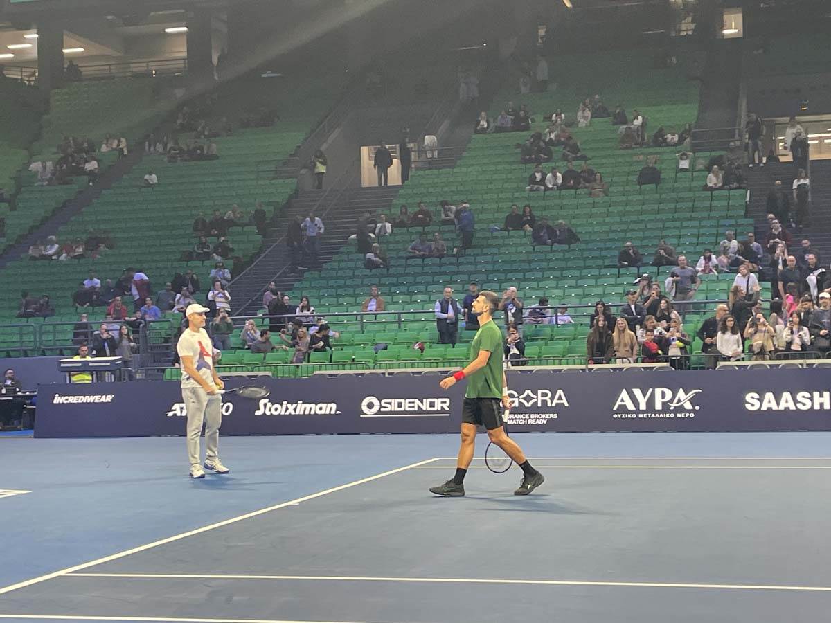 Stefan spremao tatu Novaka za finale u Atini 5.jpg