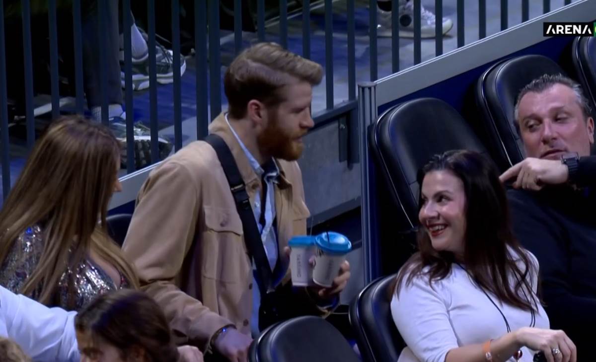 Tomas Vokap i Estrela Nuri na meču Novaka Đokovića u Atini