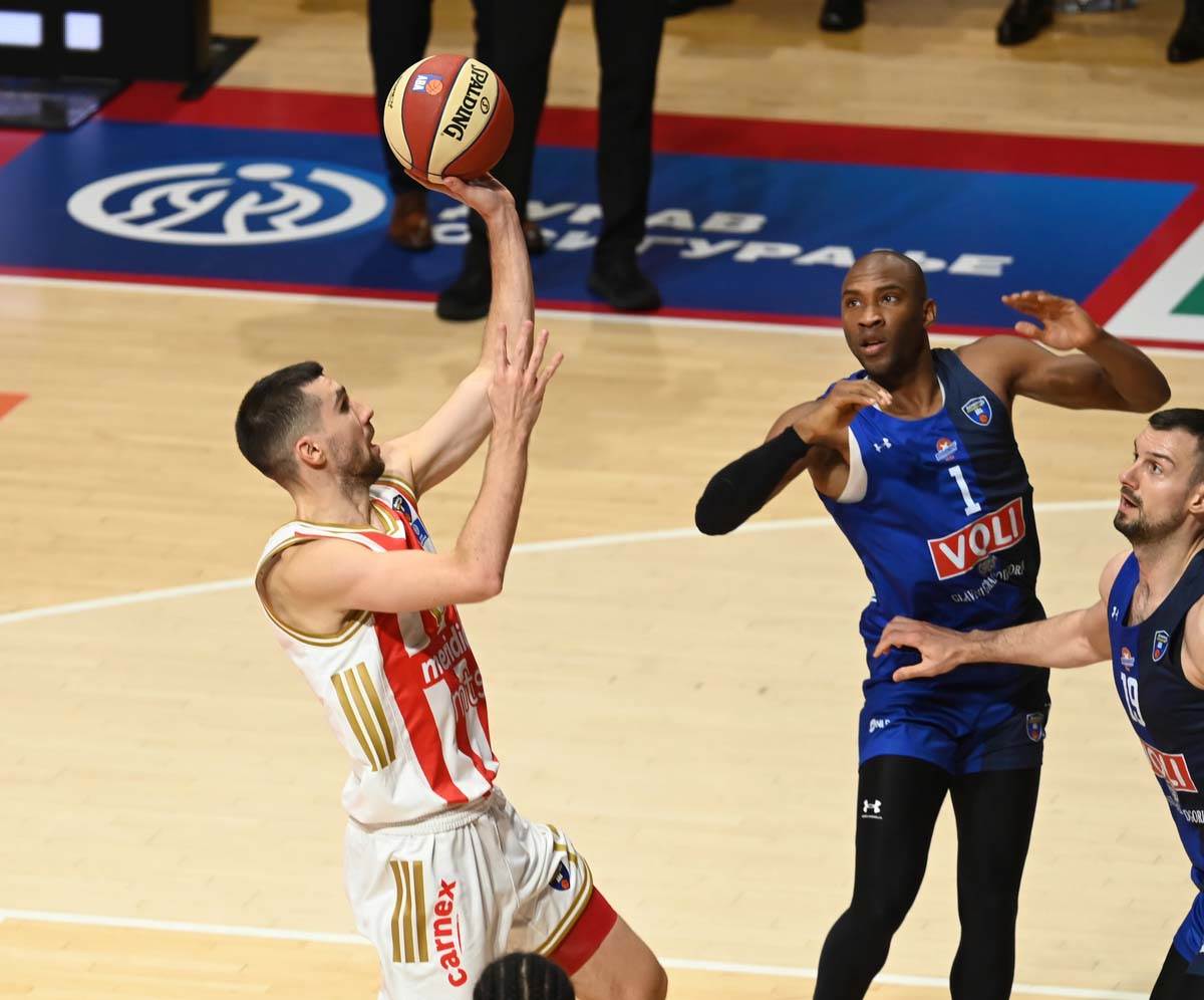 Crvena Zvezda - Budućnost 7.jpg